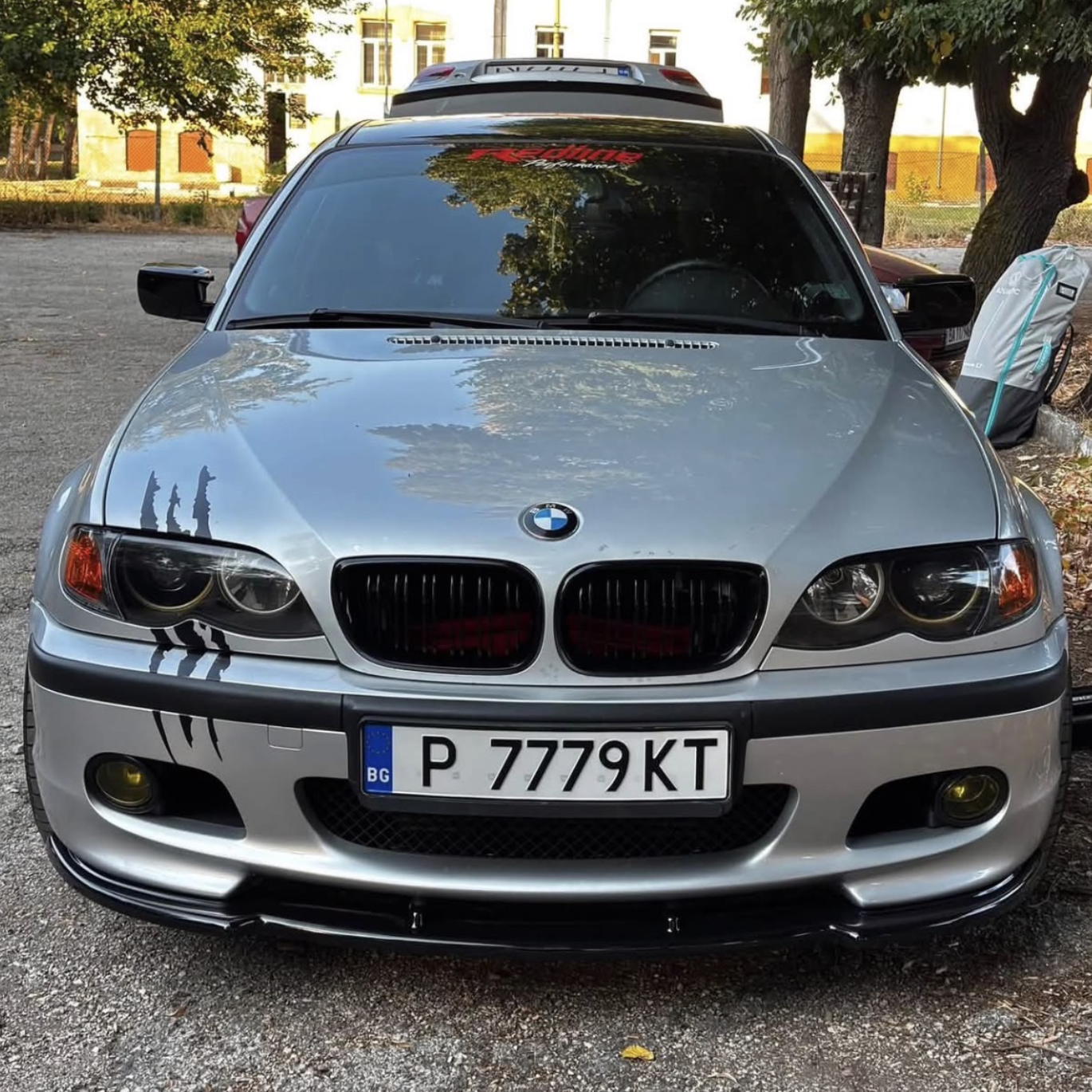 лип спойлер e46, нож предна броня e46, front lip e46, черен гланц спойлер e46, m-tech lip e46, tuning e46, bmw e46 accessories, предна броня спойлер e46