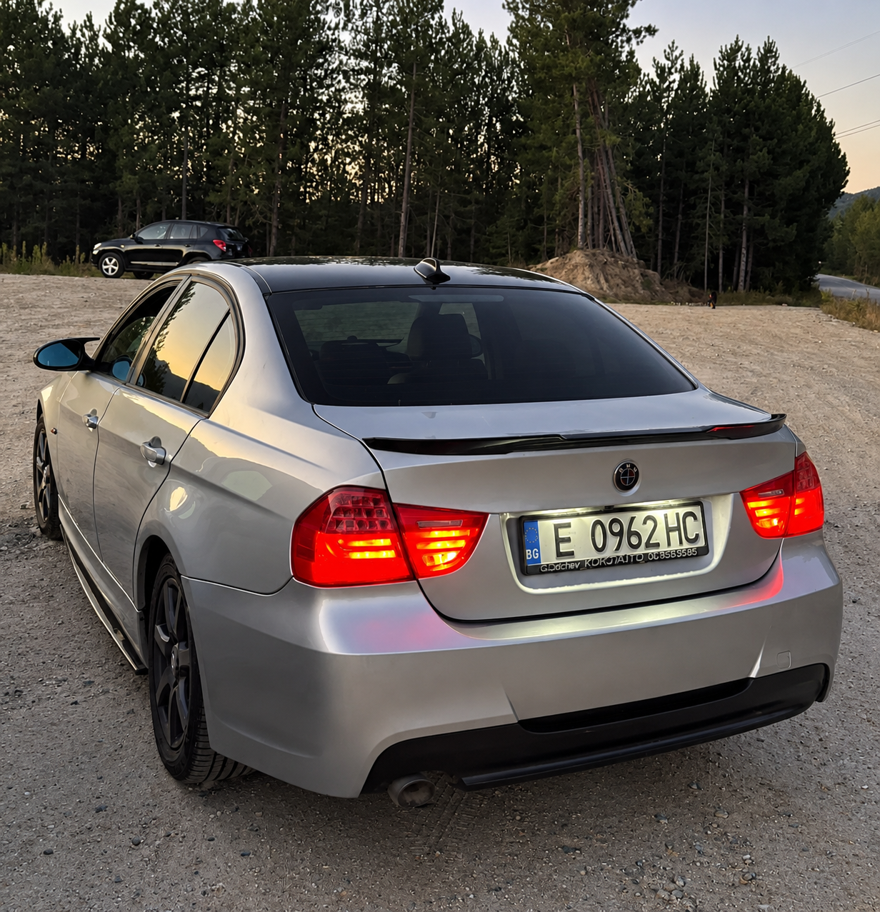 бмв е90 е91 bmw e90 e91 цена задна броня zadna bronya oborudvana оборудвана тунинг дифузьор цена качествена предна броня predna bronya грундирана готова за боя немска качествена пасваща перфектно Nast auto auto pro best auto бест ауто м пакет m paket m tech м тех м3 m3