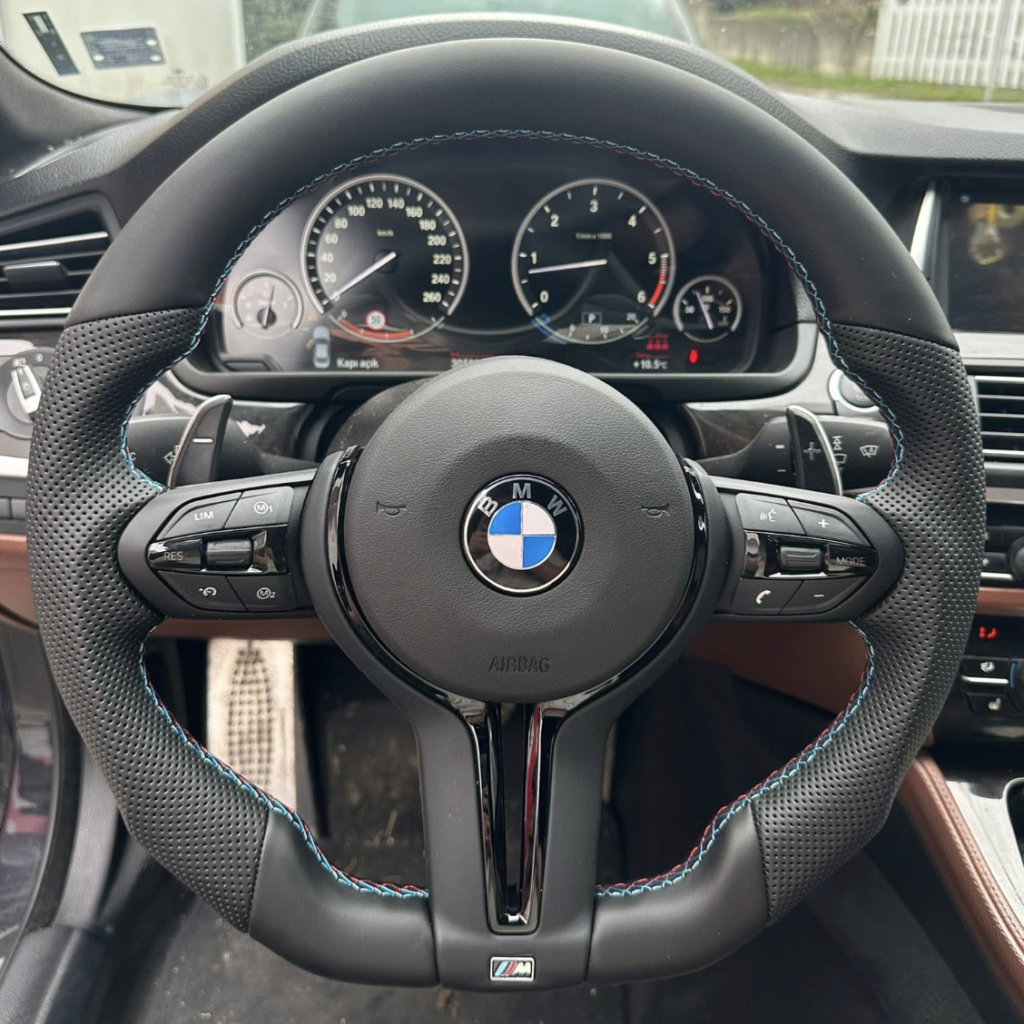 bmw m волан, m sport волан bmw, bmw f10 волан, bmw f11 волан, bmw f01 волан, bmw f07 волан, bmw интериор тунинг, bmw части българия