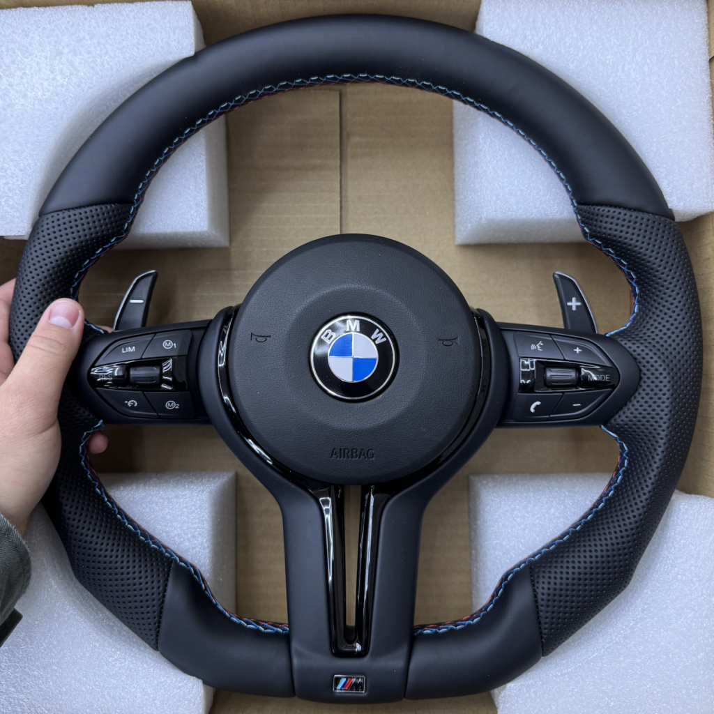 bmw m волан, m sport волан bmw, bmw f10 волан, bmw f11 волан, bmw f01 волан, bmw f07 волан, bmw интериор тунинг, bmw части българия