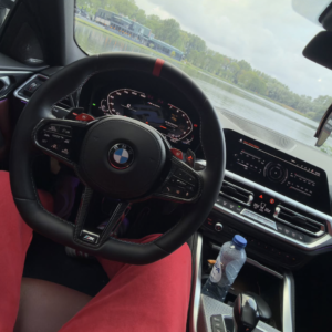 карбонов волан bmw g серия, bmw flat bottom волан, bmw m performance g series, волан bmw g30 карбон, bmw g20 спортен волан, bmw x5 g05 волан, bmw x7 g07 интериор, bmw интериор тунинг, cartechbg